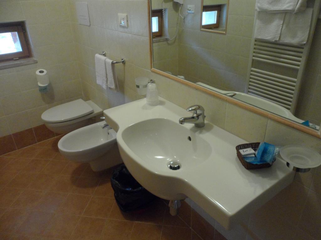 Hotel Grotta Dei Colombi